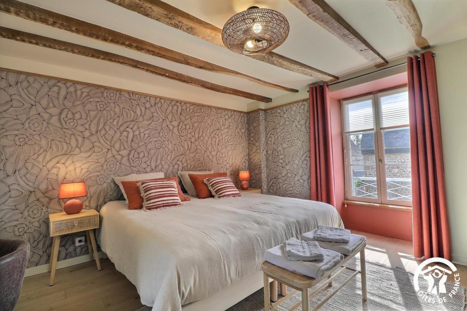 Bed and Breakfast Le Jardin De Quercus Bazouges-la-Perouse Экстерьер фото