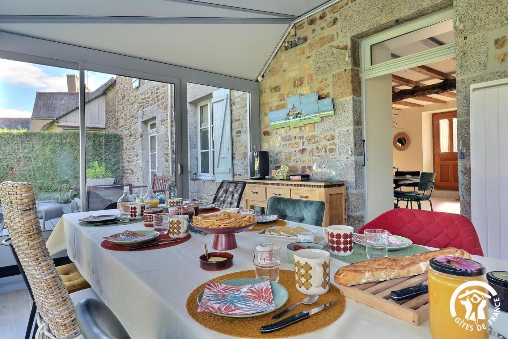 Bed and Breakfast Le Jardin De Quercus Bazouges-la-Perouse Экстерьер фото